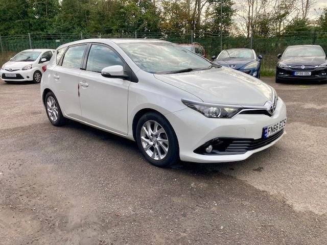 2016 Toyota Auris 1.6 D-4D BUSINESS EDITION 5dr DIESEL EURO 6 TWENTY POUNDS ROAD TAX Hatchback Di...