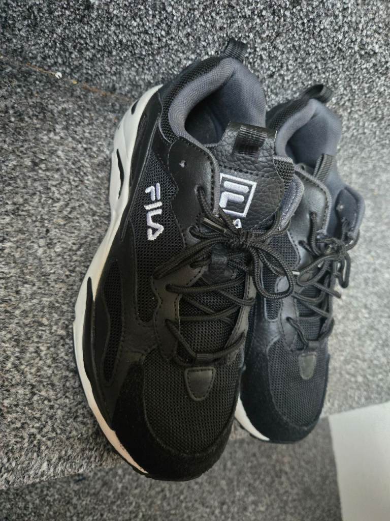 image for Fila trainers