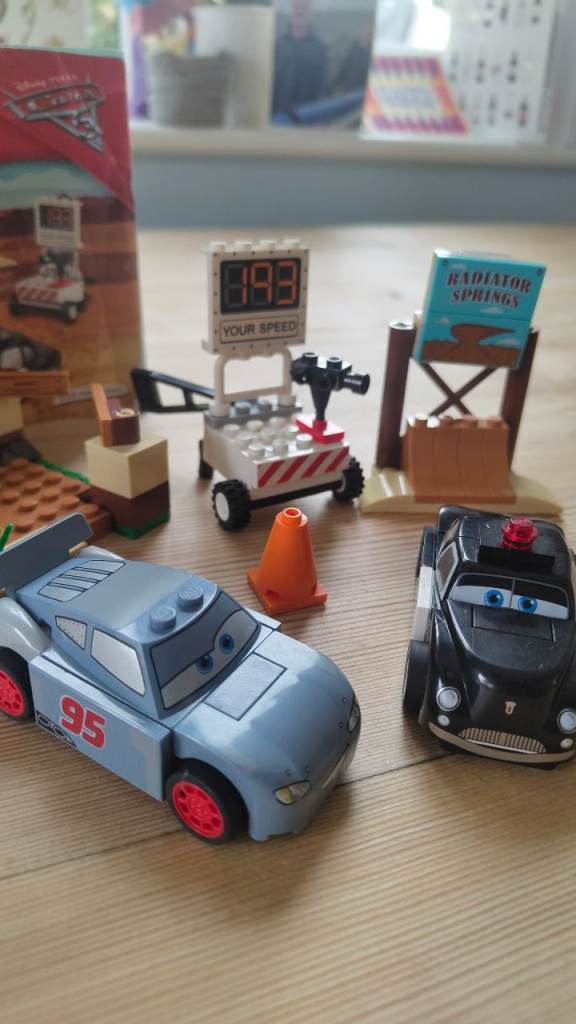Lego Cars 3 Radiator Springs race set - 10742