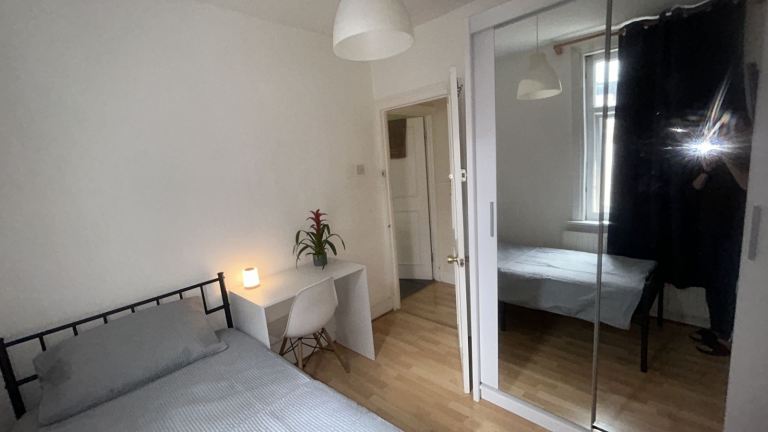 Fantastic SINGLE  ROOM NW2 5QH