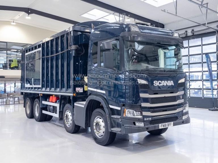 2018 (18) SCANIA G410 8X4 BULK TIPPER 40 CU YD