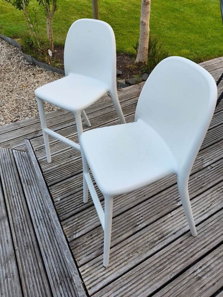 URBAN White Plastic toddler dining seat – Good Condition (Pair)