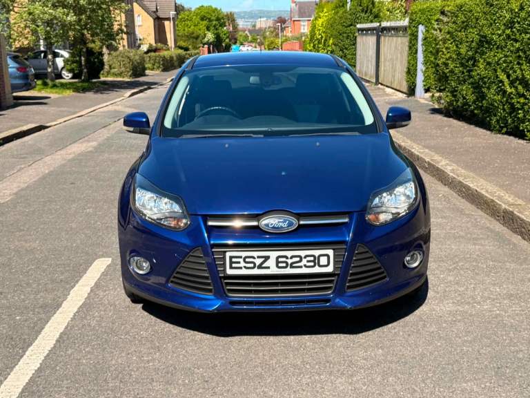 Ford, FOCUS, Hatchback, 2014, Manual, 1560 (cc), 5 doors