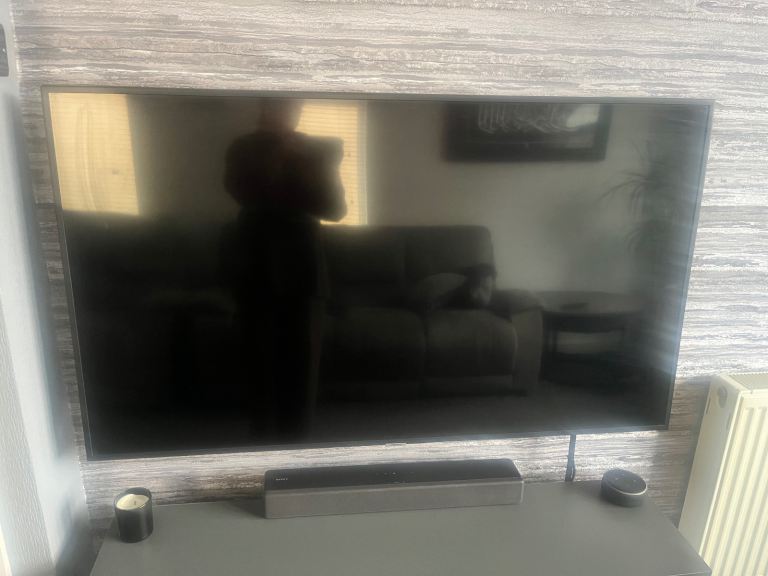 Samsung 55” smart TV 