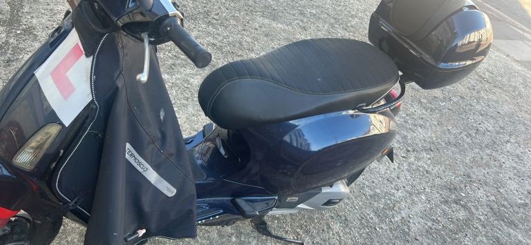 Piaggio, VESPA, 2019, 124 (cc)