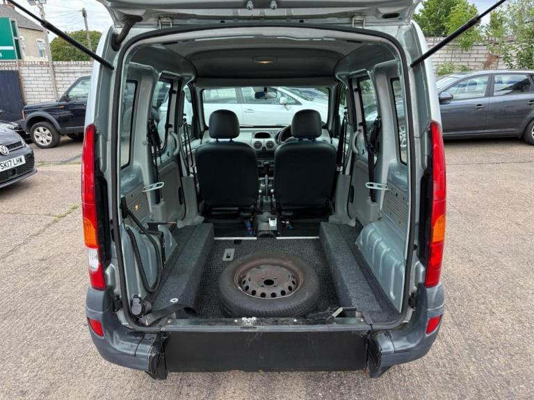 RENAULT Kangoo 1.6 16v Authentique 5dr 2009