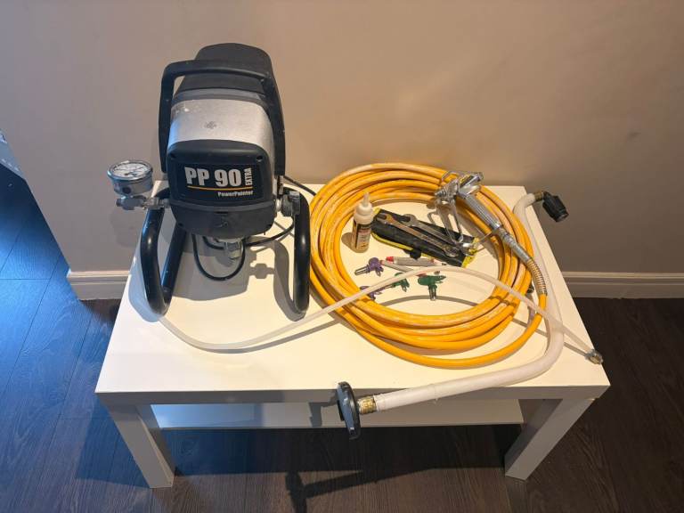Wagner Power Painter 90 EXTRA 230v Airless Spray Unit with standard accessories