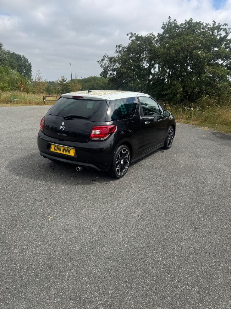 Citroen, DS3, Hatchback, 2011, Manual, 1560 (cc), 3 doors