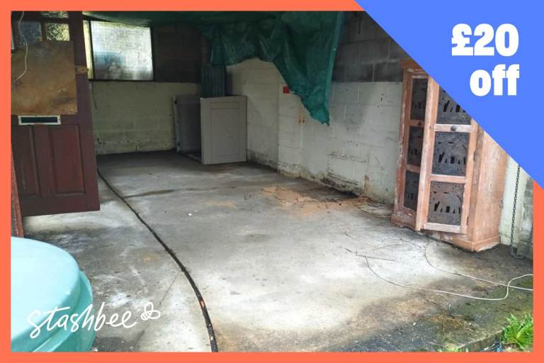 Garage to rent in Hengoed (CF82) | Stashbee