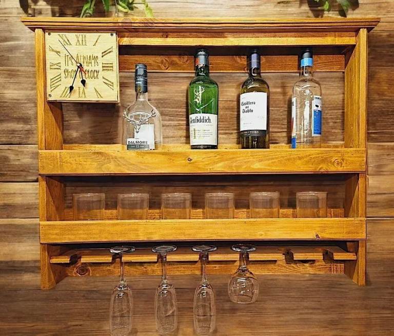 Handcrafted Whisky Wall Bar: Clock, Glasses Shelf Home Pub Elegance Shelf