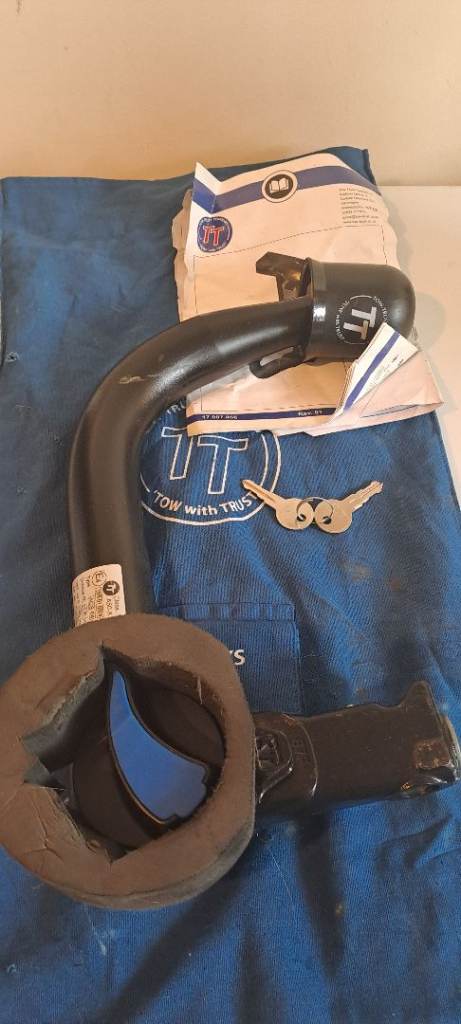 Detachable tow bar 