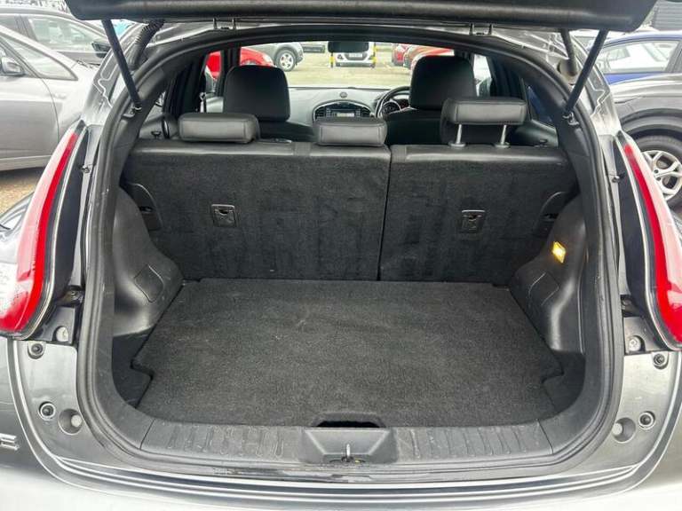 2017 Nissan Juke DIG-T N-Connecta Style SUV Petrol Manual