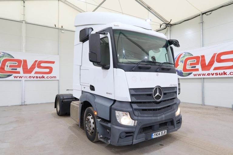 2014 (14 PLATE) Mercedes Benz Actros 1840 4x2 Euro 6 Tractor Units