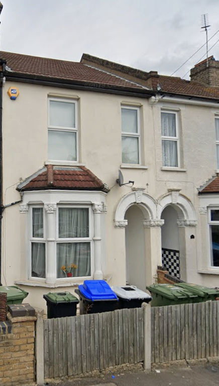 Barnfield Road DA17 5NQ
