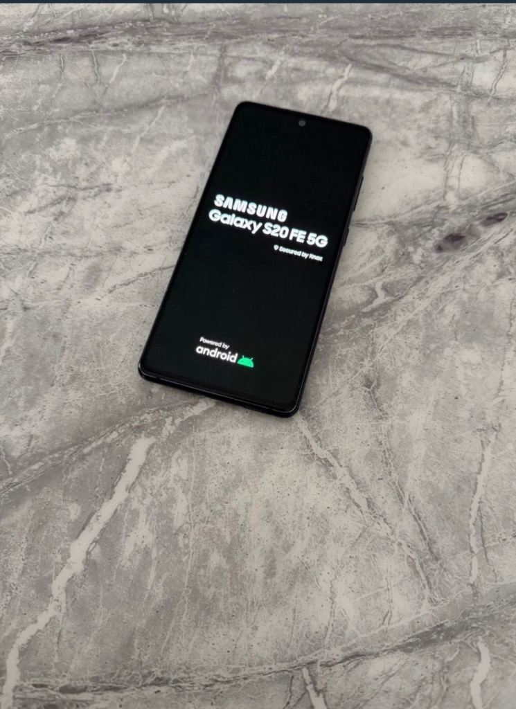 Samsung Galaxy S20 FE 5G 128GB unlocked 
