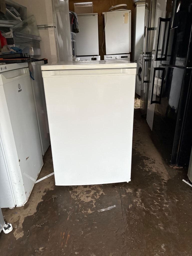 Undercounter fridge curry essential—free delivery 