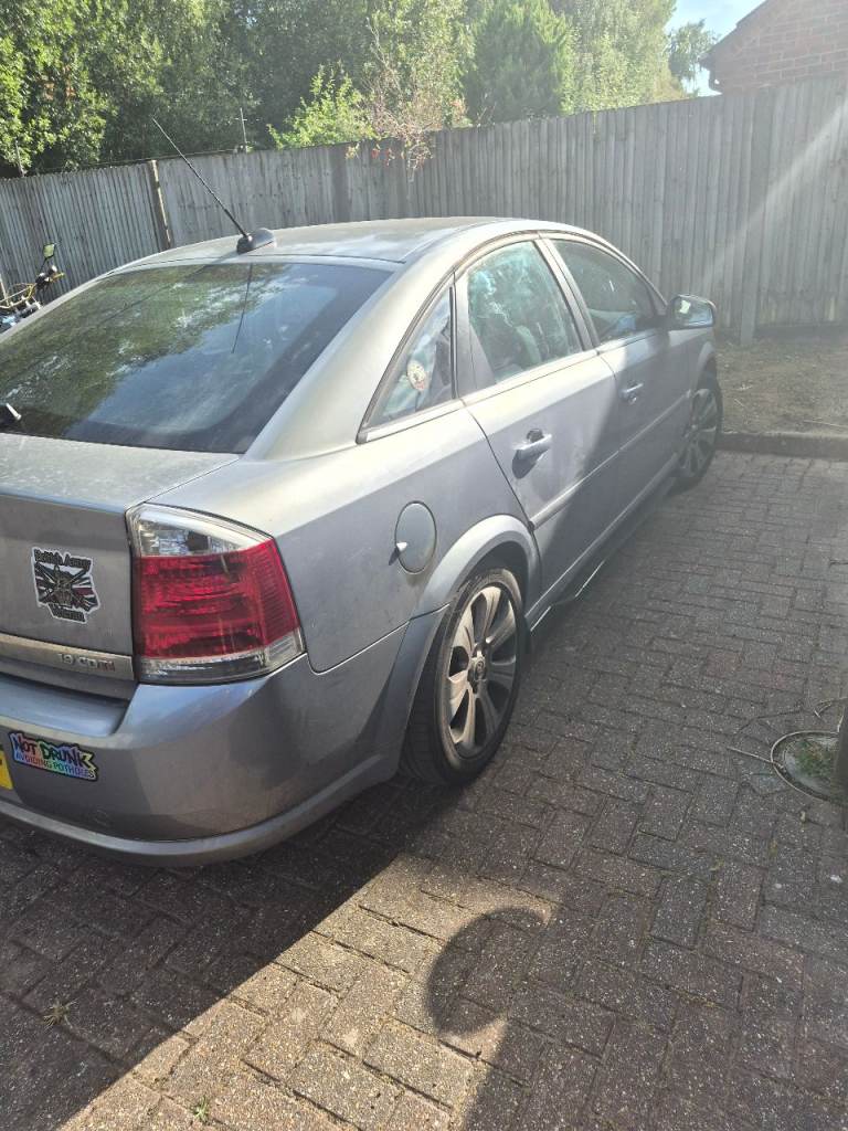 Vauxhall, VECTRA, Hatchback, 2008, Manual, 1910 (cc), 5 doors