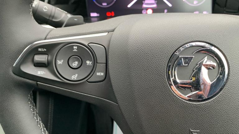 2024 Vauxhall Grandland 1.2 Hybrid [136] Ultimate 5dr e-DCT6 HATCHBACK PETROL Automatic