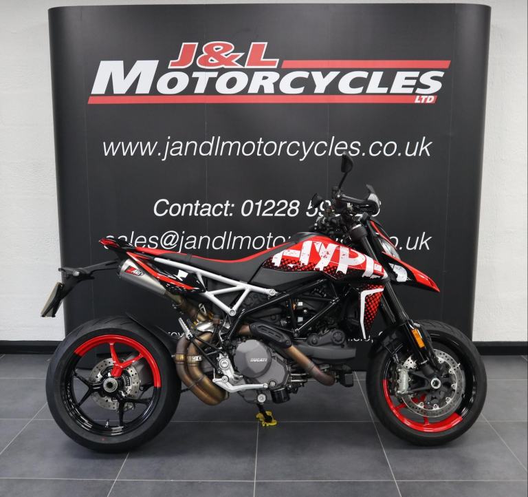 Ducati Hypermotard 950 RVE with Zard end cans. Low Miles