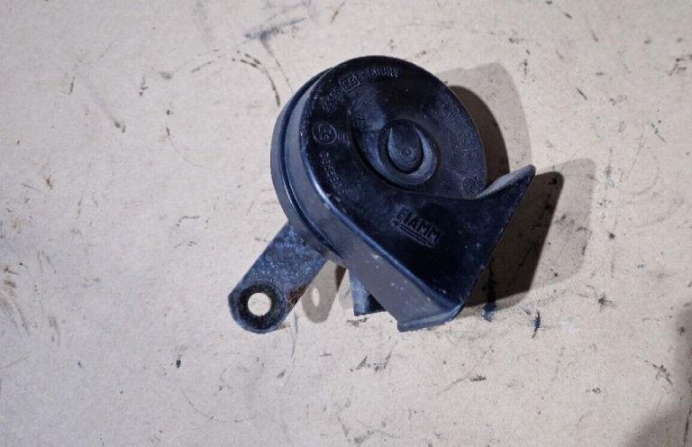 MINI R50 R52 R53 HORNS NEW AND USED 