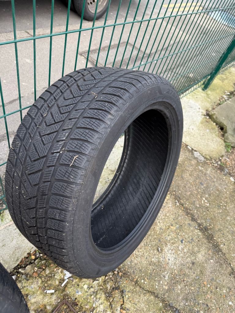 BARGAIN BARGAIN BARGAIN …4 tyres 295/40 R20 10GV M46S came of Porsche cayane 
