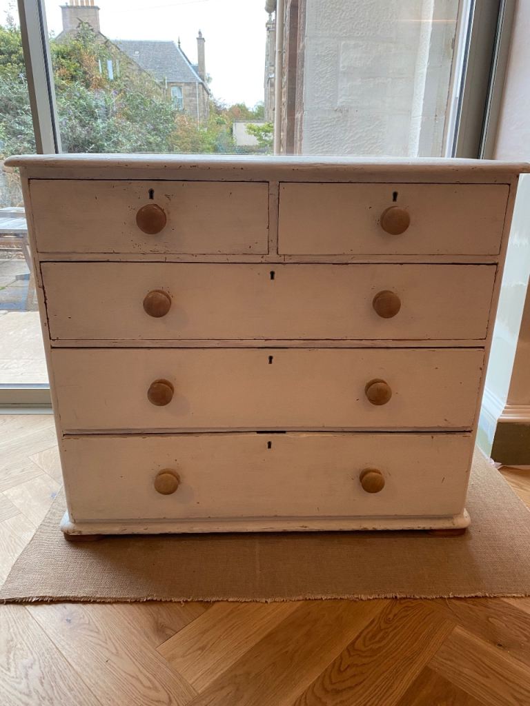 Pine Chest of Drawers