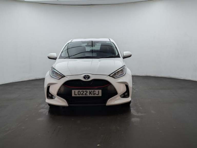 2022 Toyota Yaris 1.5 VVT-h Design Hatchback 5dr Petrol Hybrid E-CVT Euro 6 (s/s) (116 ps) -  HAT...