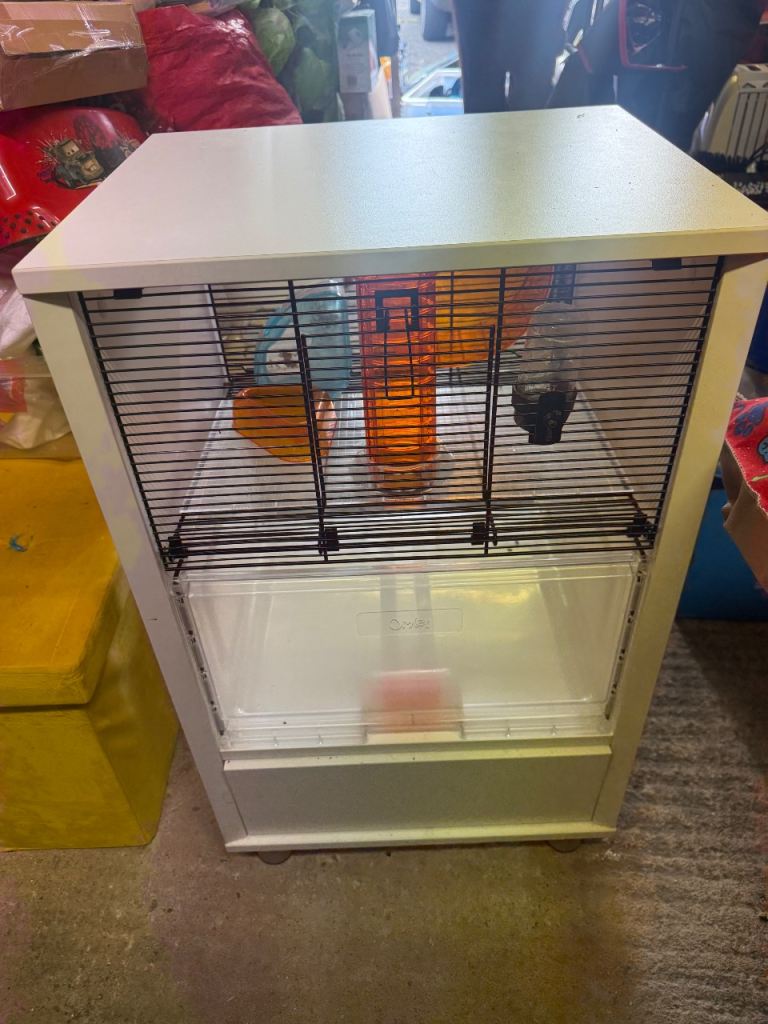 Hamster cage with storage 