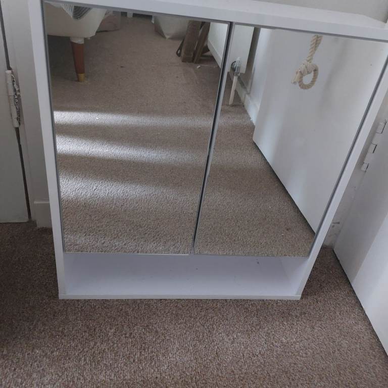 New bathroom cabinet 