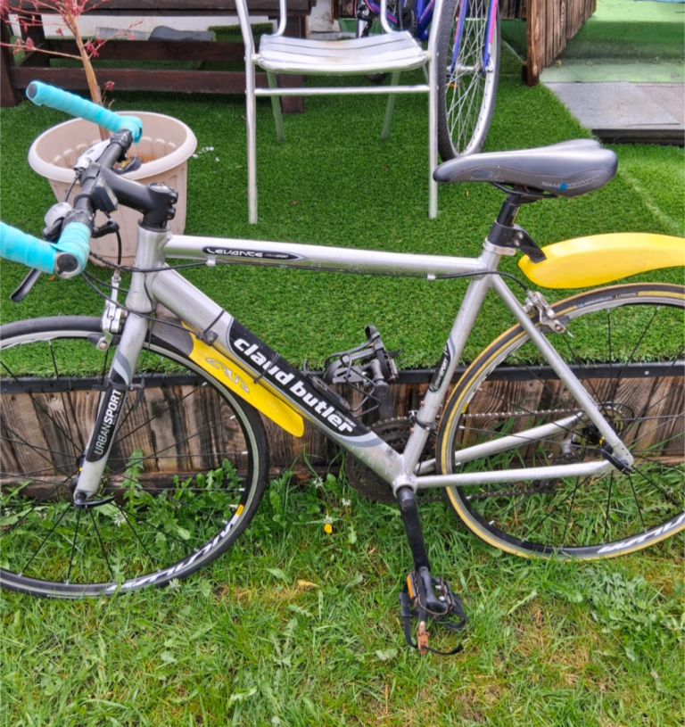 Claud Butler Levante Bike