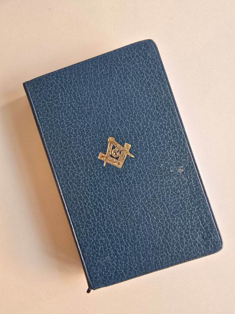 Vintage Masonic Freemason Edition Bible KJV Authorised Version with Box and writings