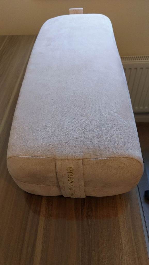 Yoke Wellness Yoga Bolster Cushion (Rectangular) – Hardly Used