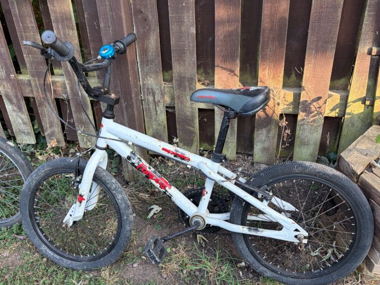 White BMX Bike – Used Condition