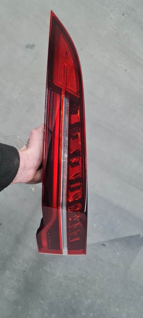 Jaguar I-pace nsr light