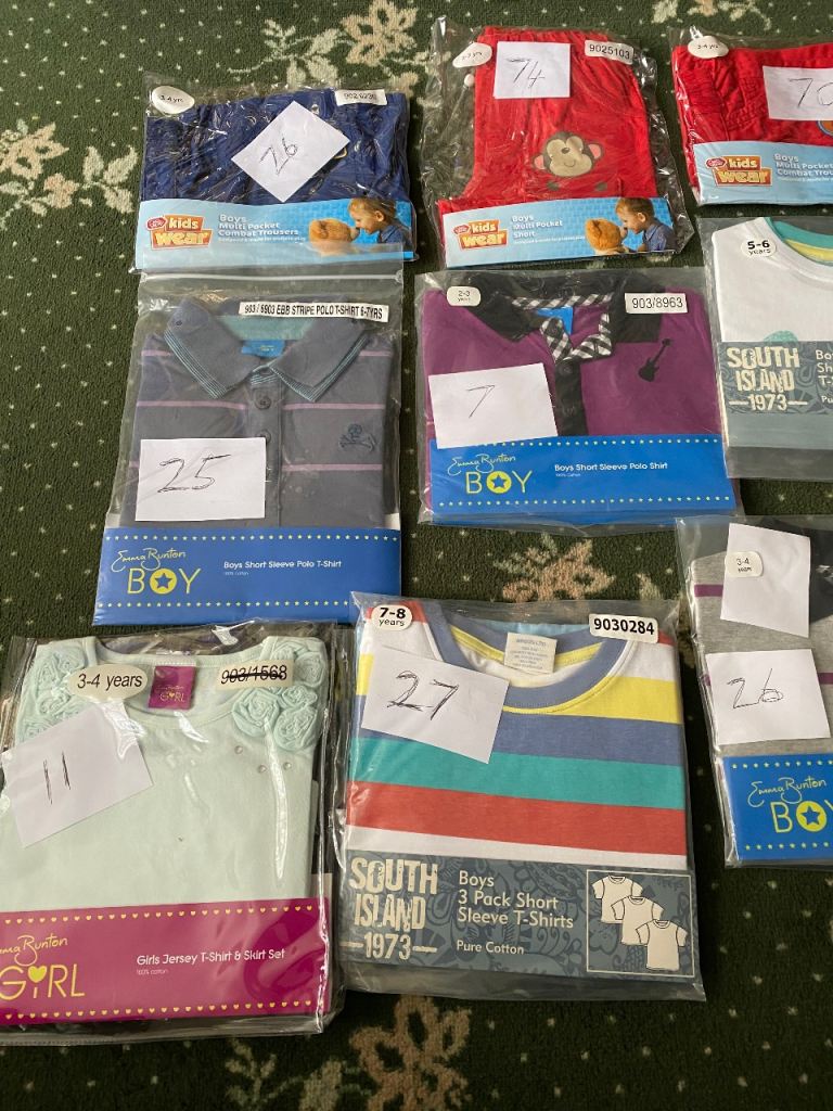 623 ITEMS OF KIDS CLOTHING 