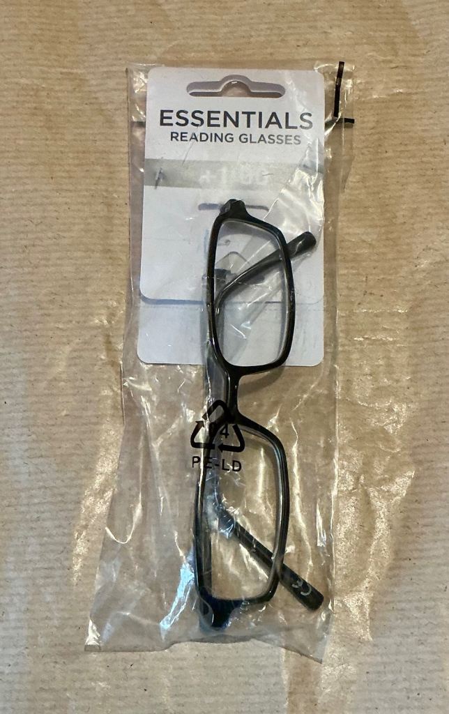 Unisex Adult Black Frame Foster Grant Essentials Reading Glasses Strength +1.00 ~ £1.00 each