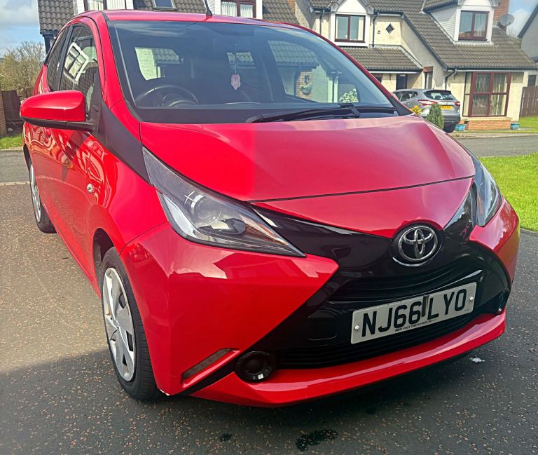 TOYOTA AYGO