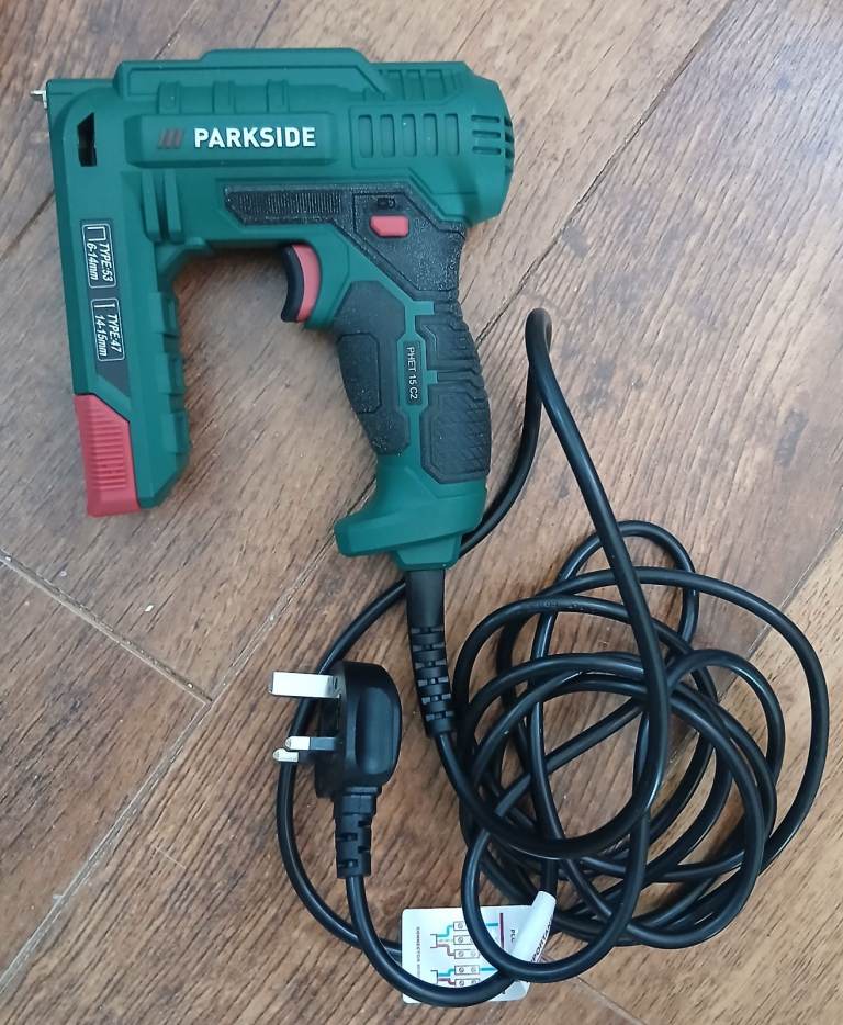 Parkside PHET 15 C2 Electric Stapler and Nailer – New