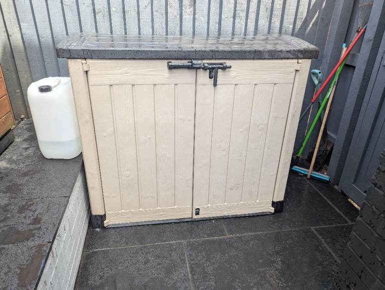 garden storage box Keter Store-it-out ARC 1200L Plastic Garden storage box - Beige & brown