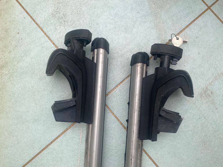 Thule roof rack 