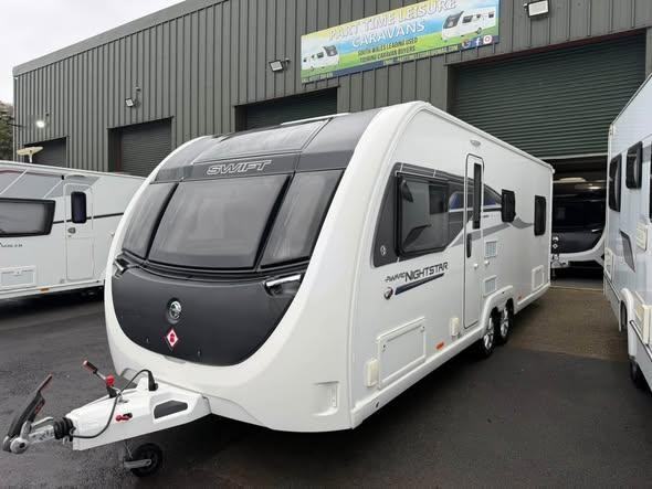 2023 SWIFT ACE AWARD NIGHTSTAR - 6 BERTH CARAVAN 