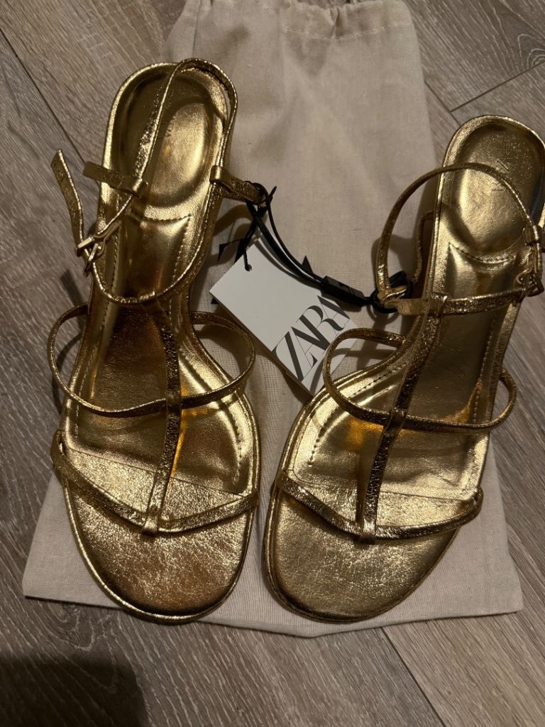 Zara shoes new size 5