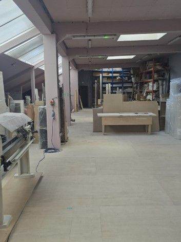 Commercial / Office Unit to Let — 280 m² (Wembley / Park Royal)