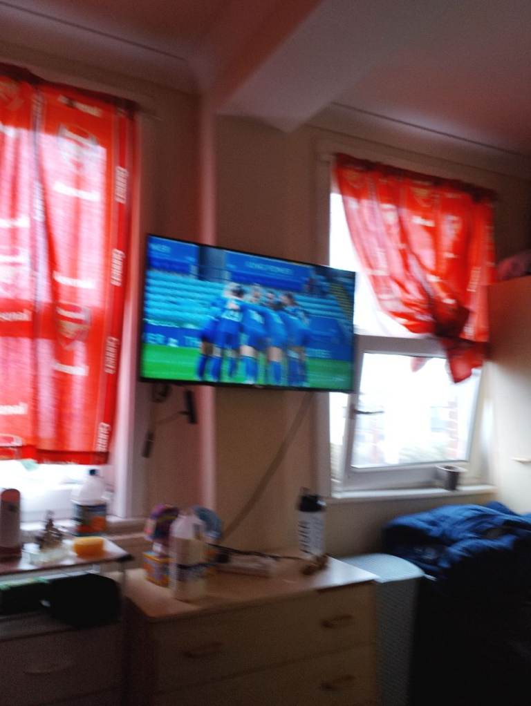 40 inch JVC smart TV 
