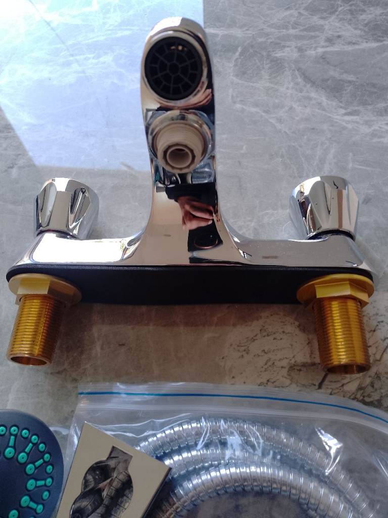 Francis Shower mixer brand new boxed RRP £75