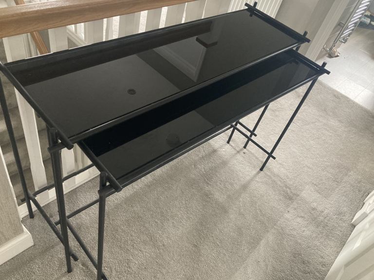 image for Black gloss table brand new 