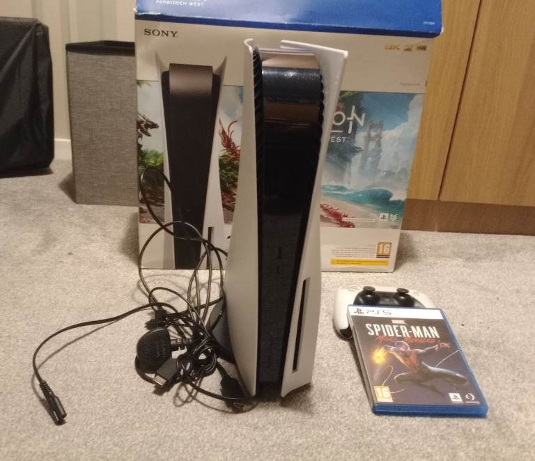 image for Playstation 5 1TB Disc Version and Controller