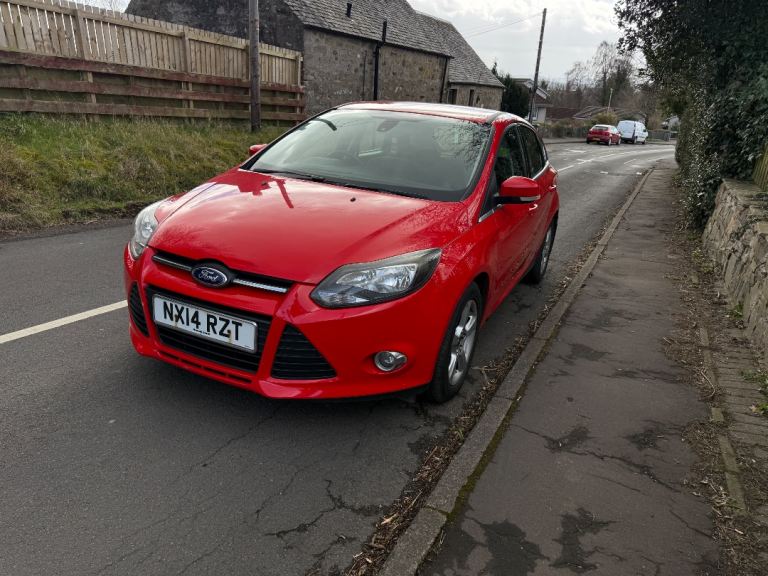 Ford Focus 1.6 TDCi Zetec Navigator (2014).