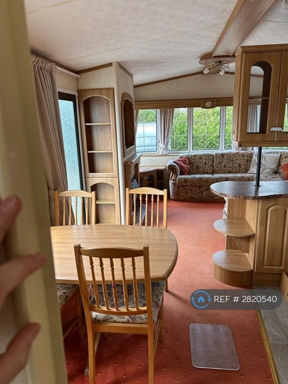 2 bedroom house in Manor Park, Kidlington, OX5 (2 bed) (#2820540)