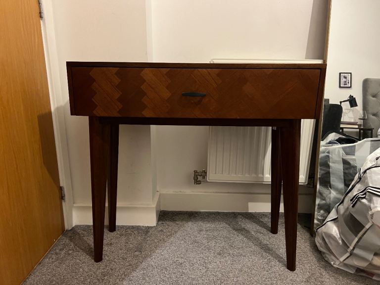 Scandinavian Style Wooden Console Table with Drawer – Mid-Century Modern
